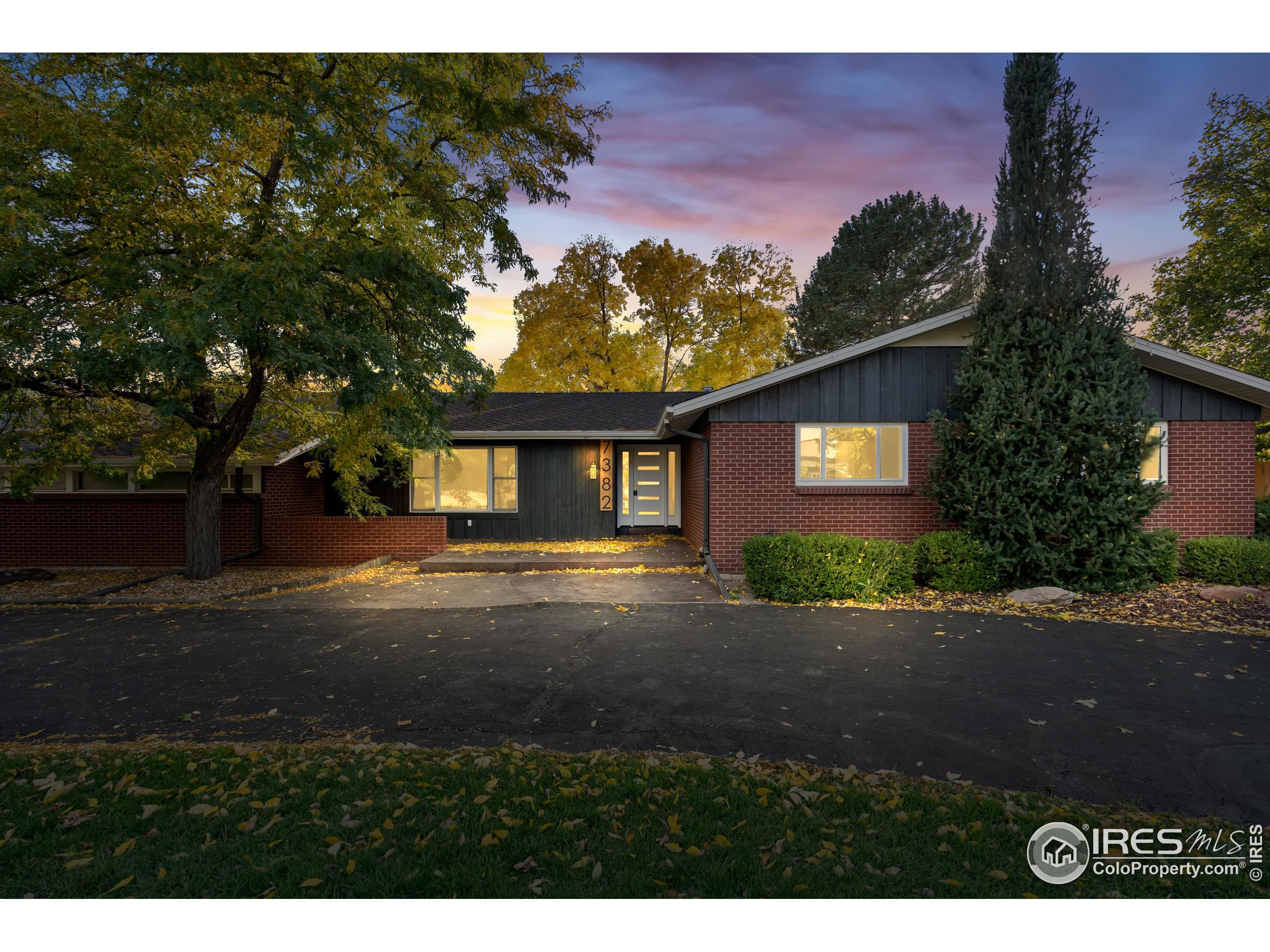 7382 W Stanford Ave Littleton