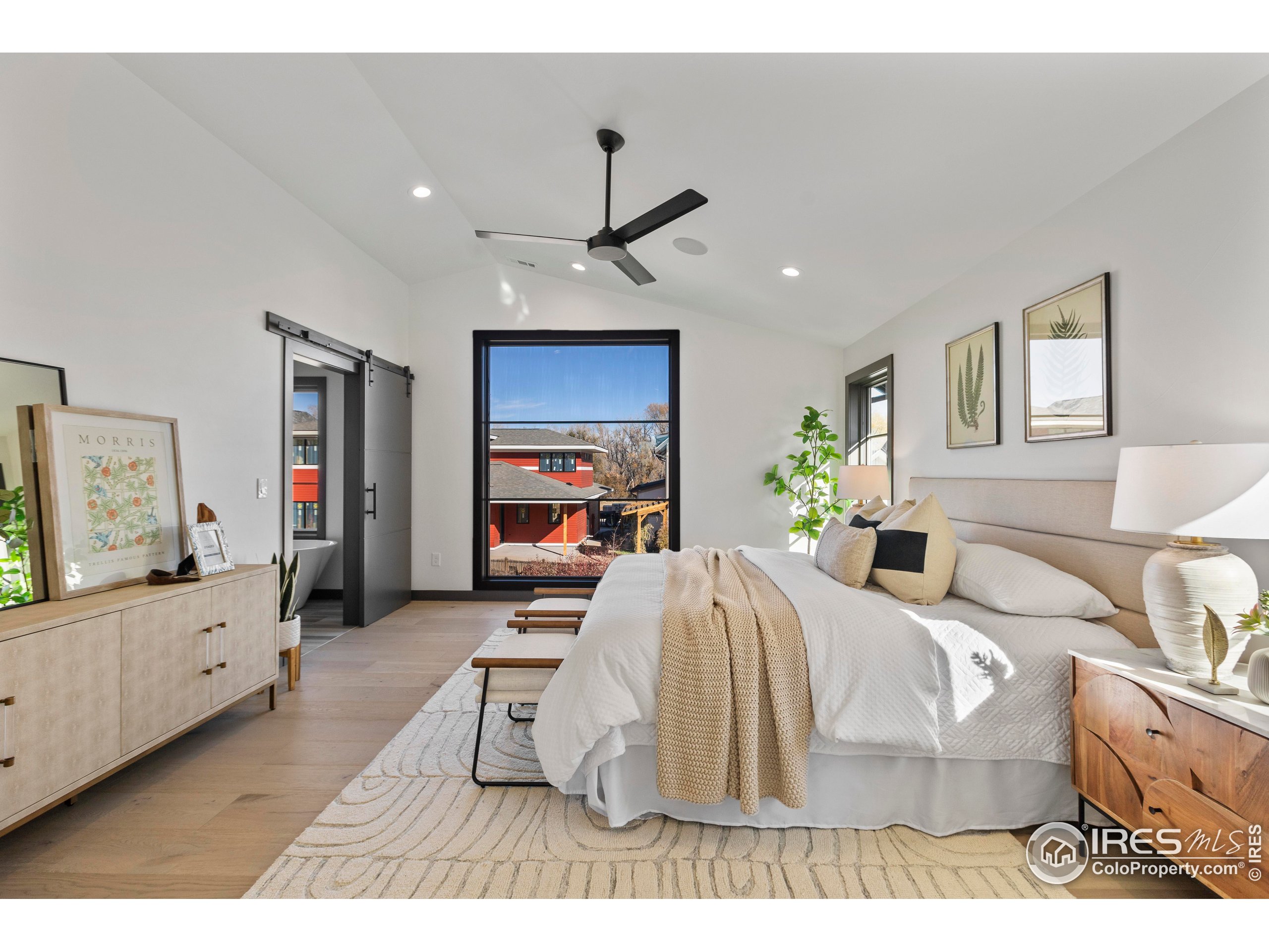 728 Peregoy Farms Way