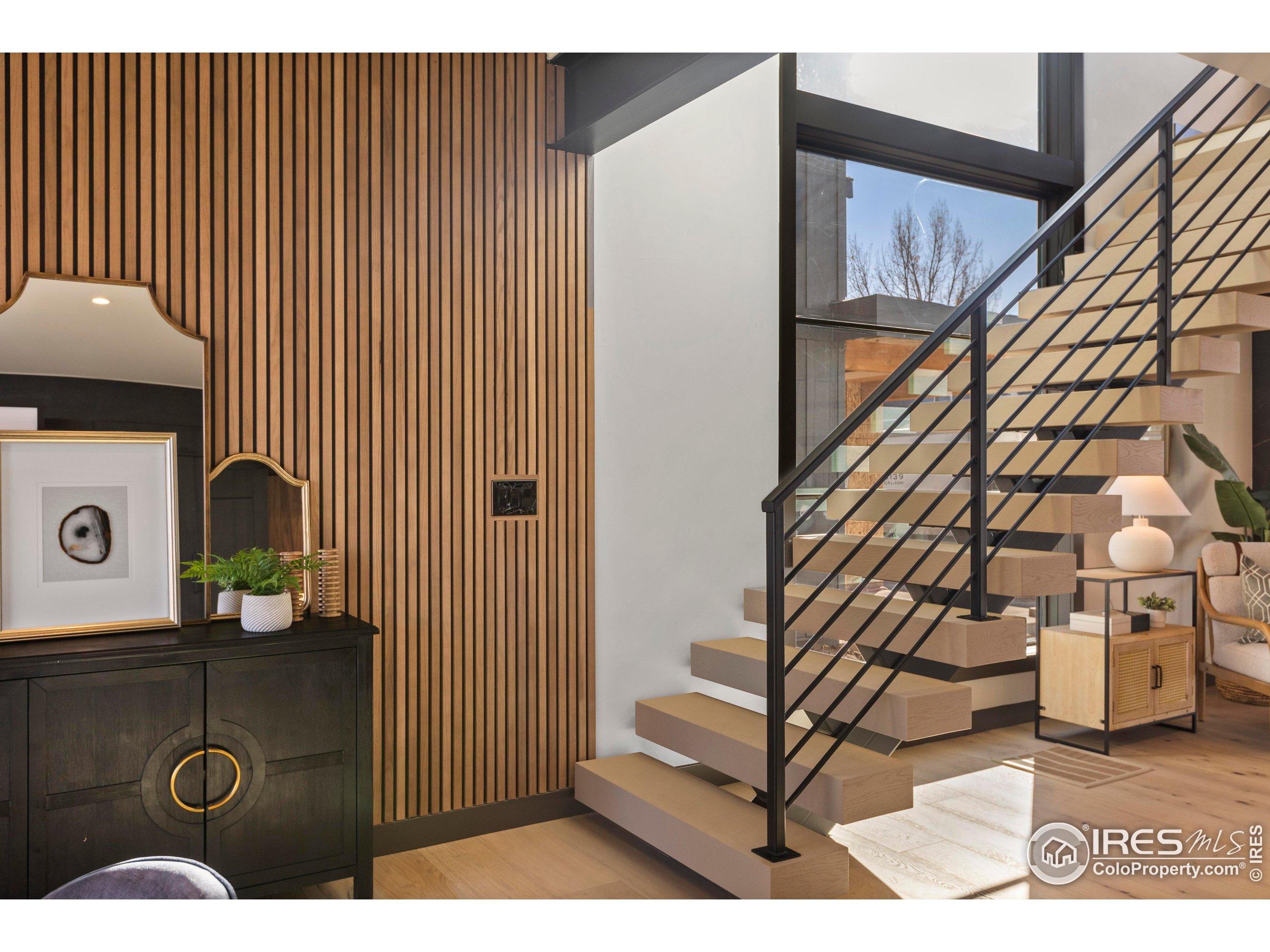 728 Peregoy Farms Way