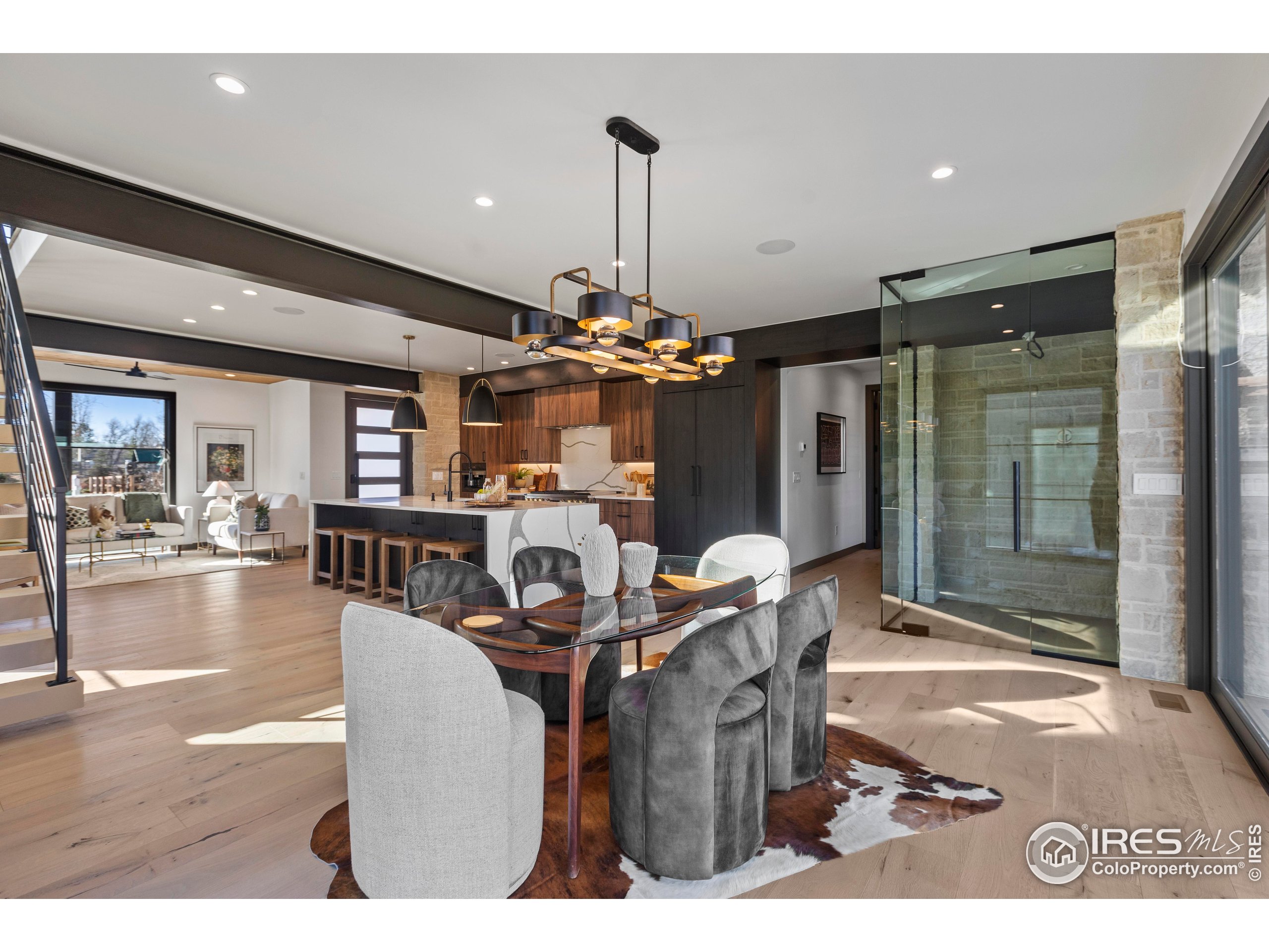 728 Peregoy Farms Way