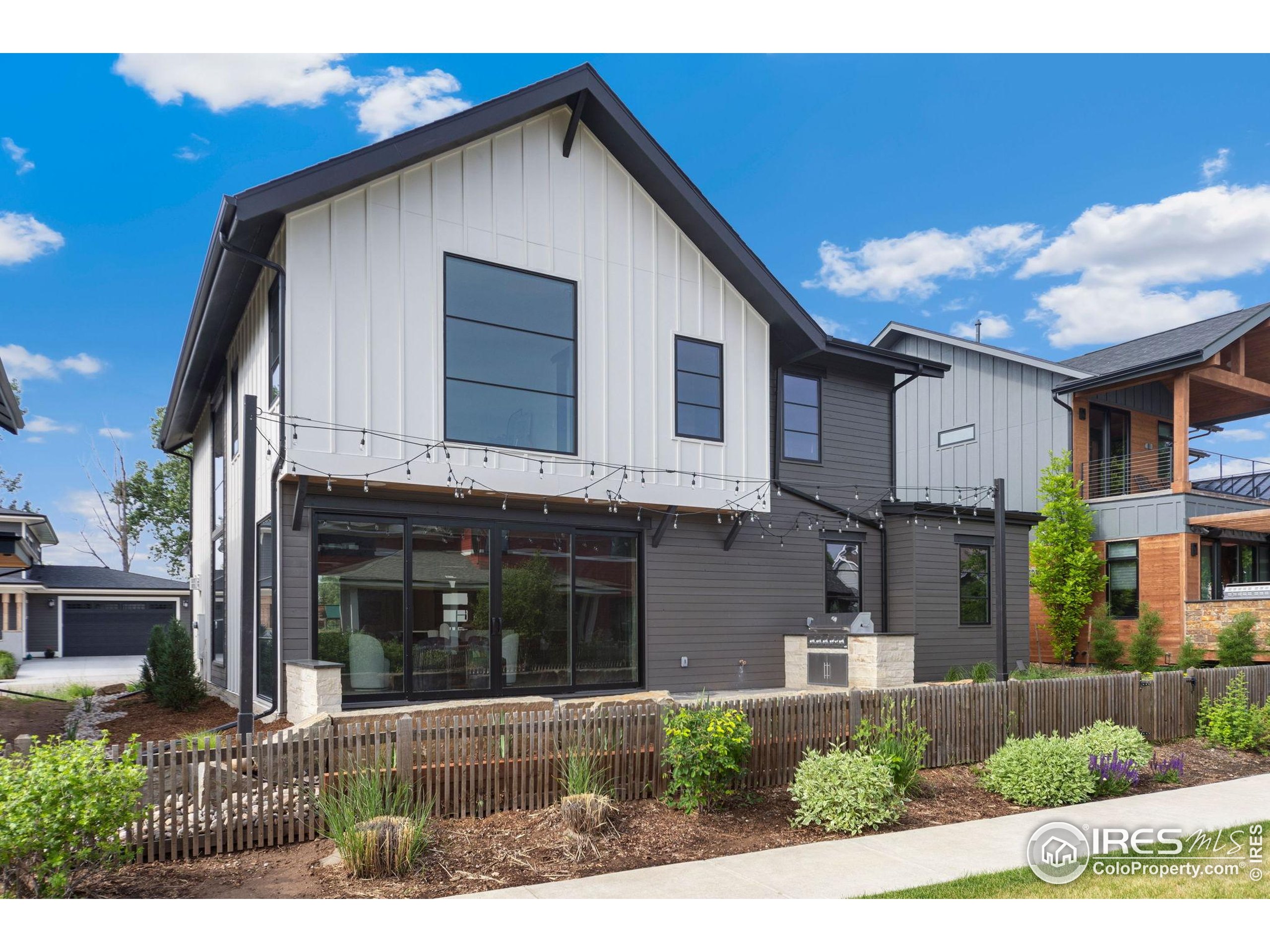 728 Peregoy Farms Way