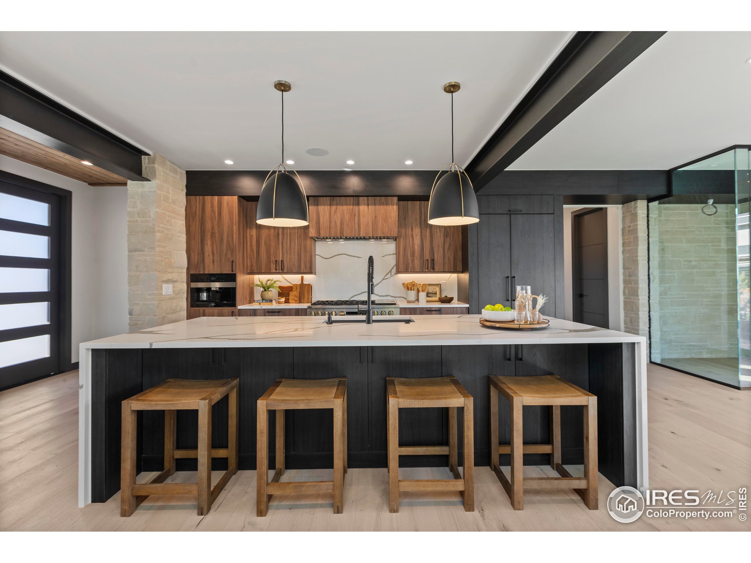 728 Peregoy Farms Way