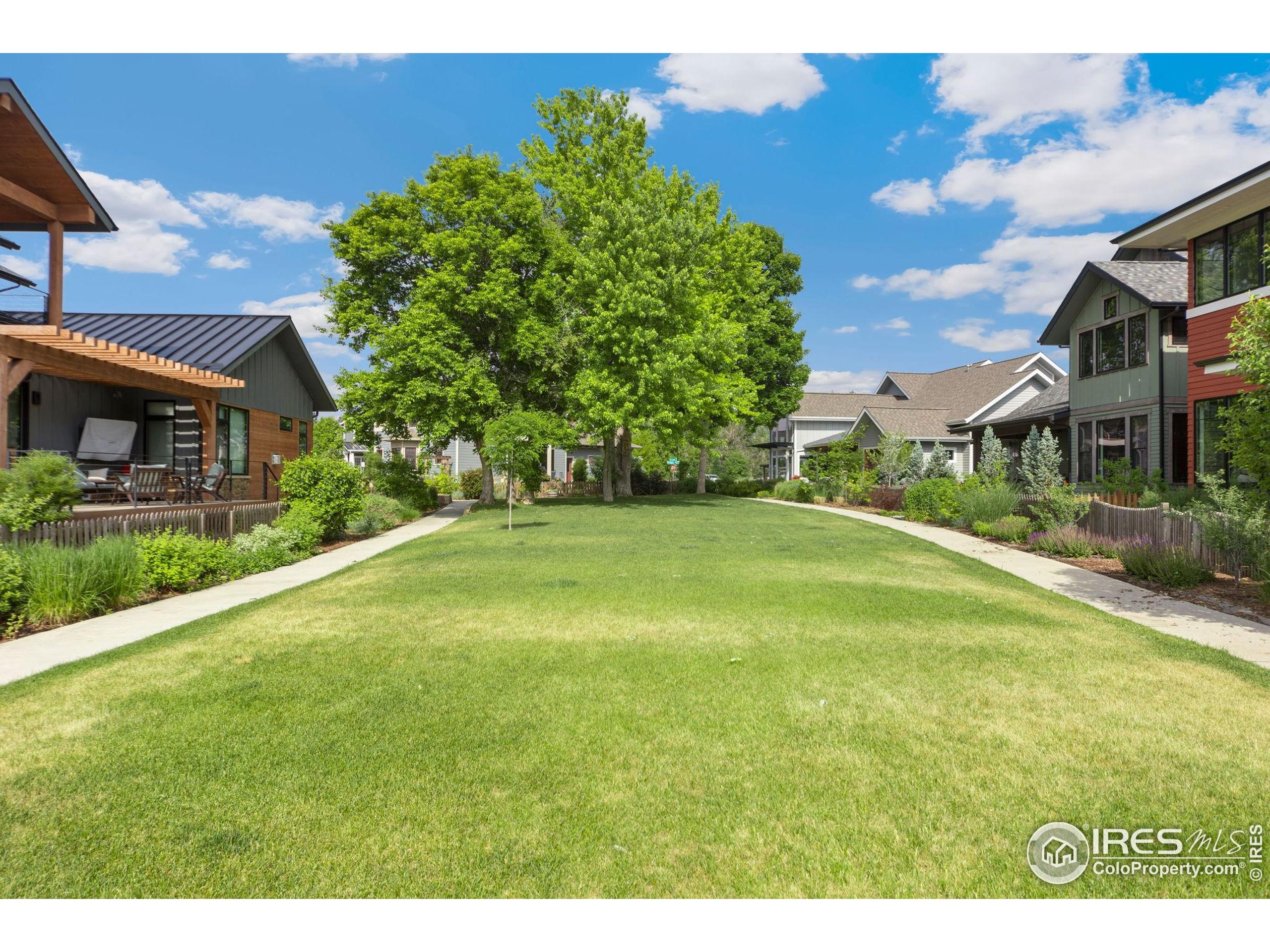 728 Peregoy Farms Way