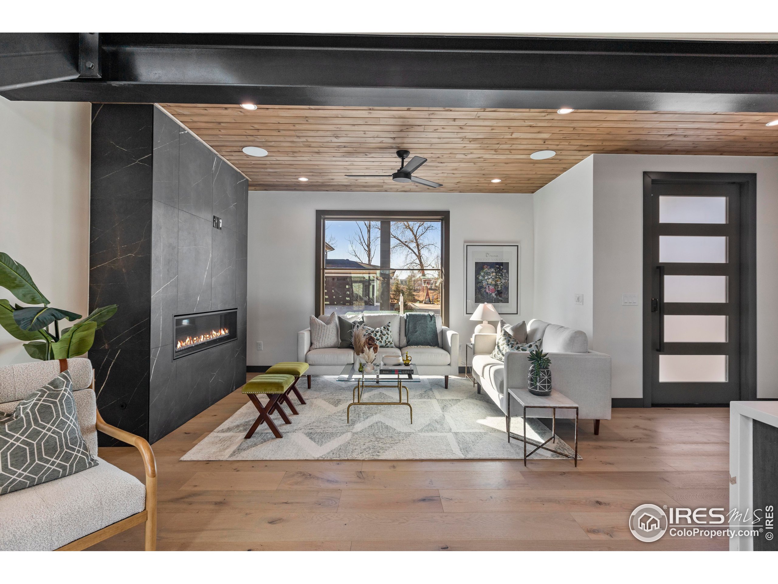 728 Peregoy Farms Way