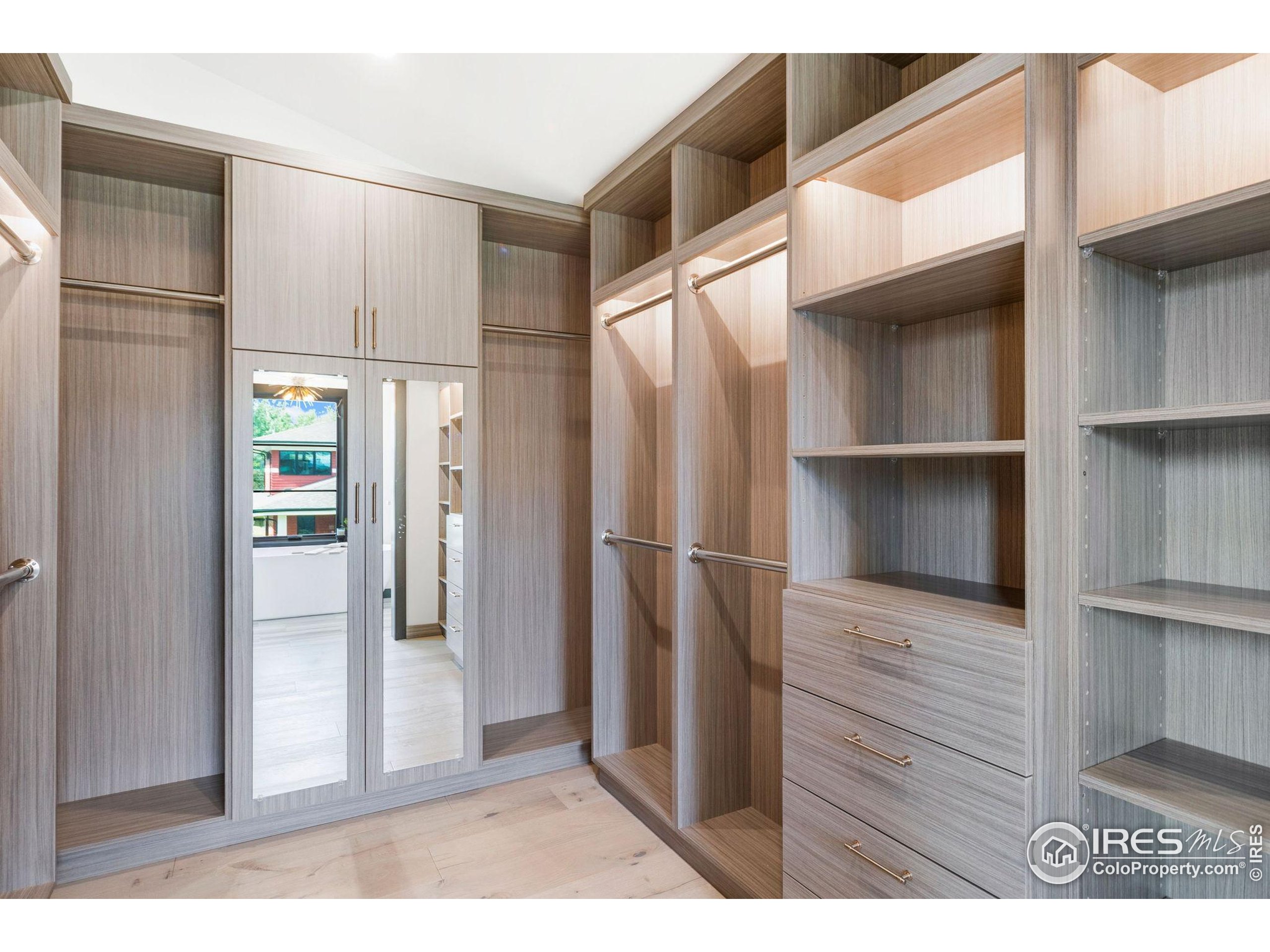 728 Peregoy Farms Way