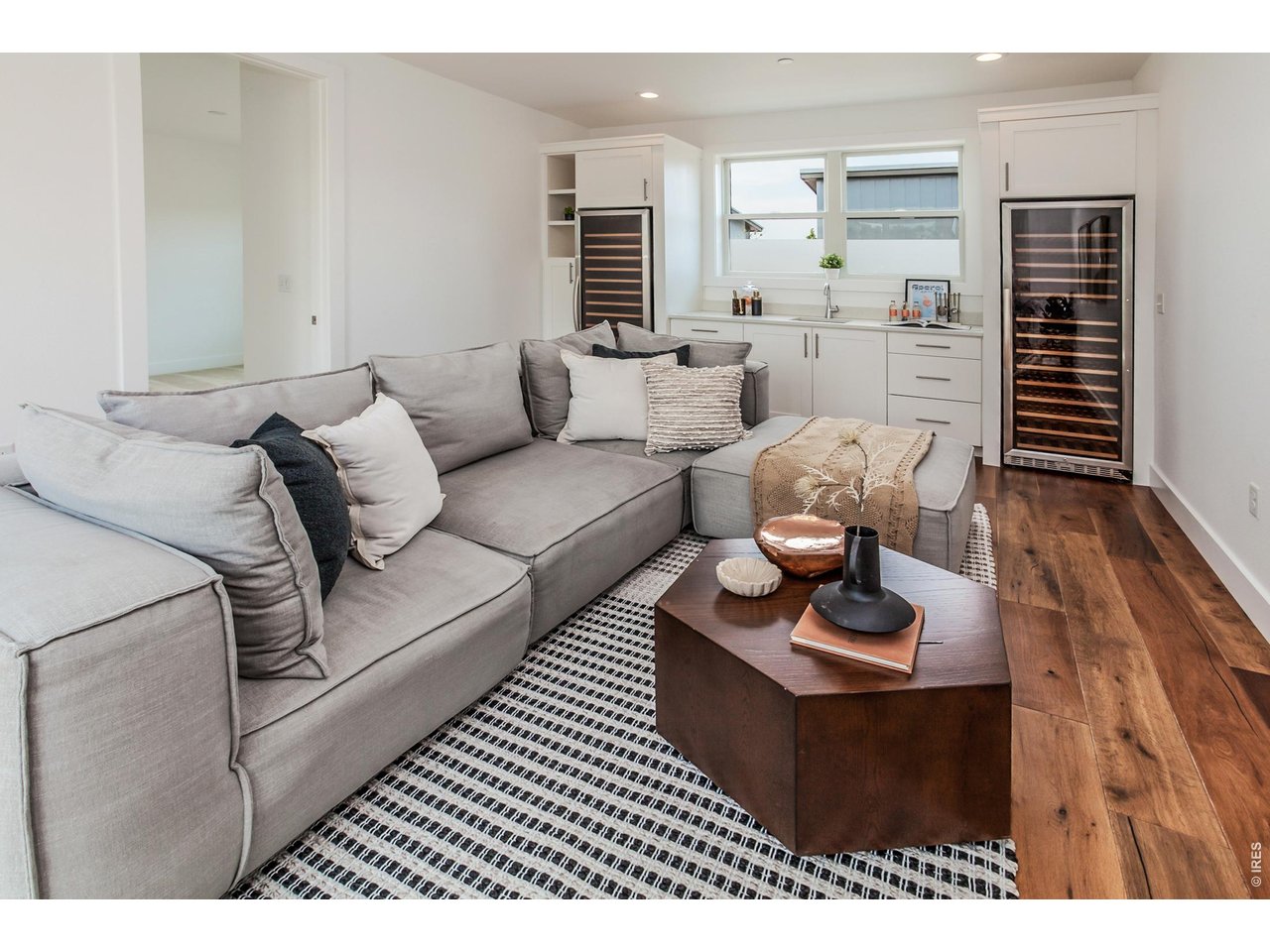 244 E Olive St