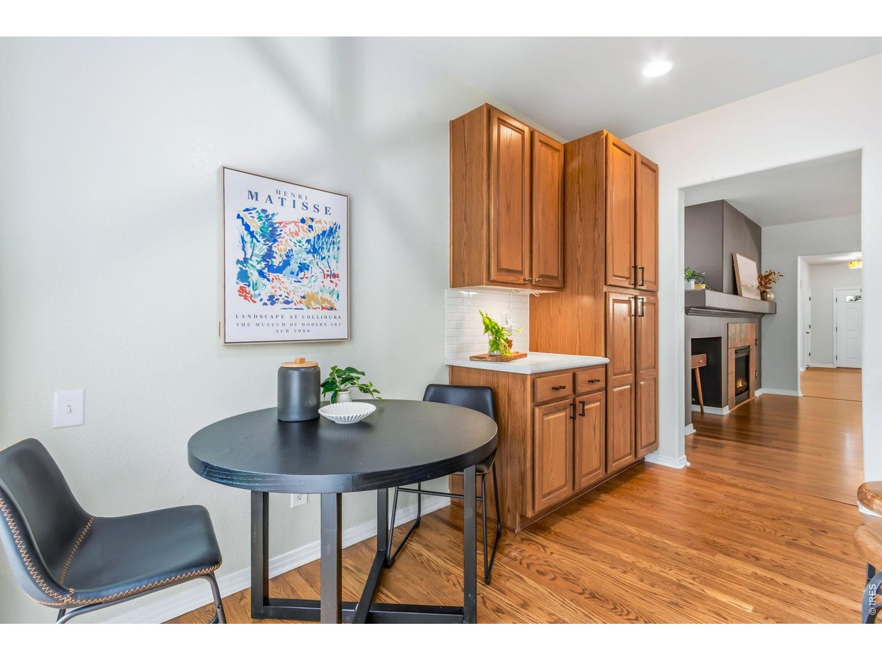 5239 Country Squire Way