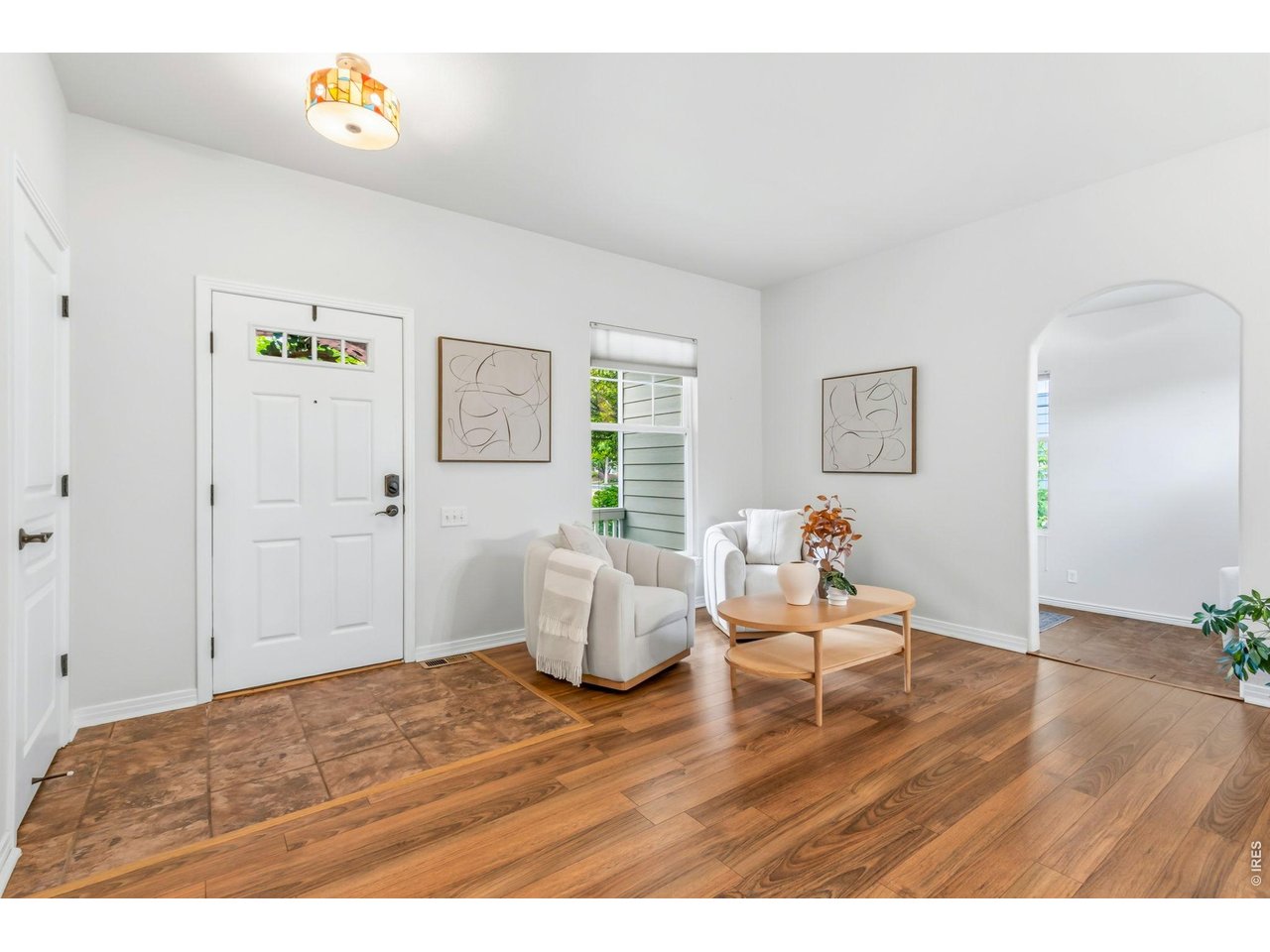 5239 Country Squire Way