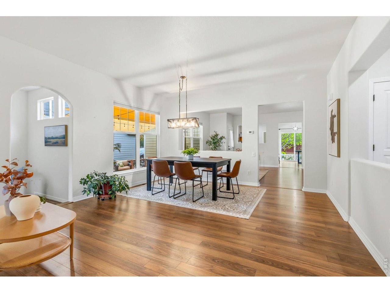 5239 Country Squire Way