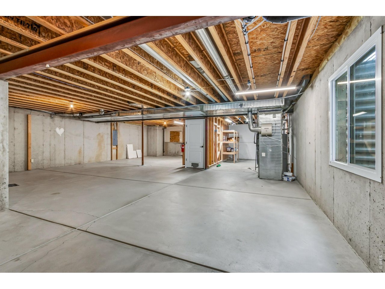 5239 Country Squire Way