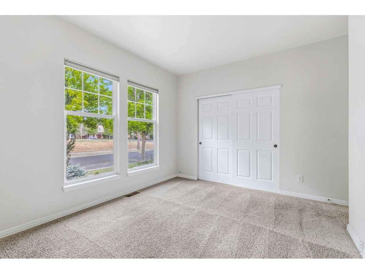 5239 Country Squire Way