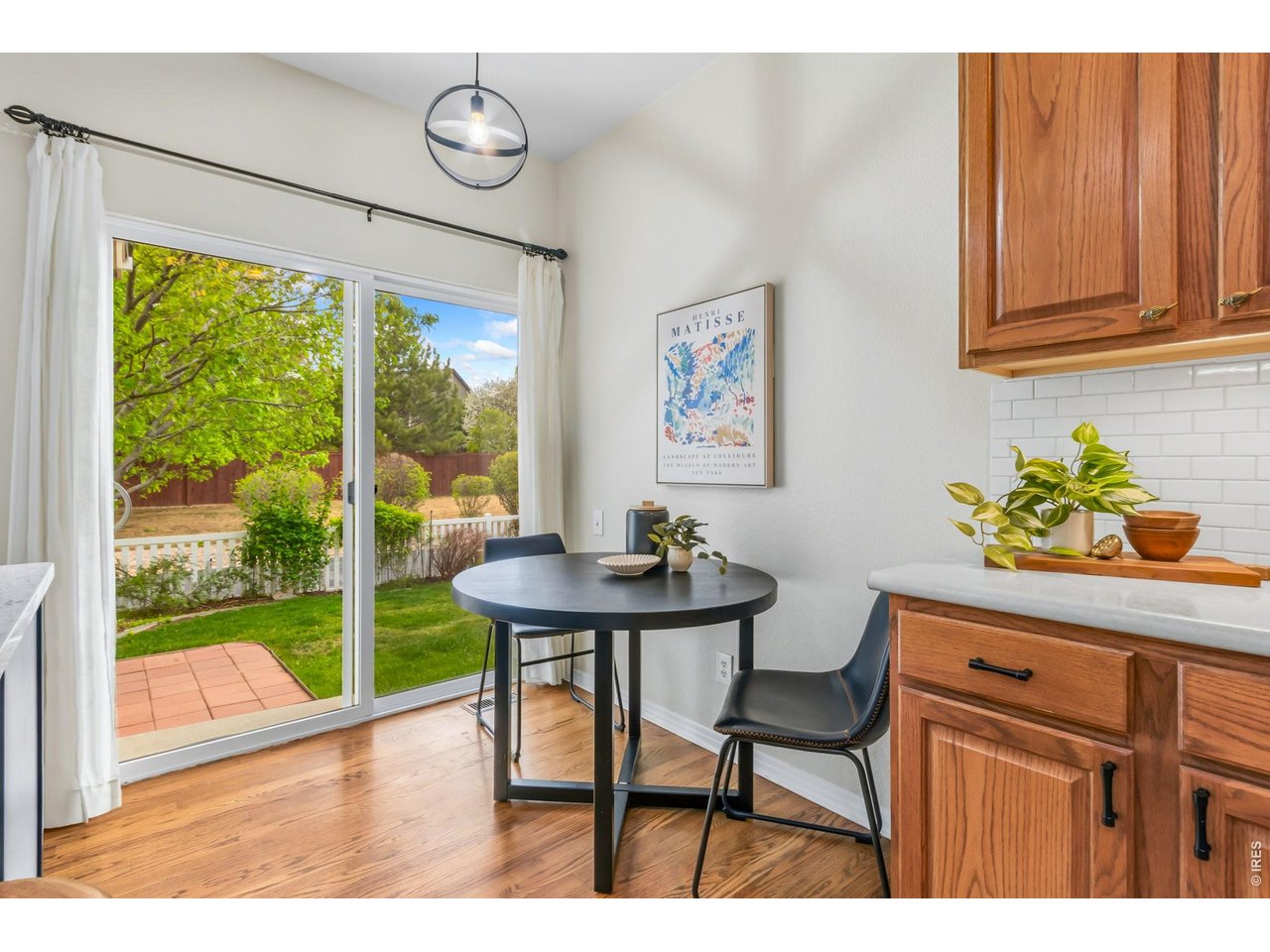 5239 Country Squire Way