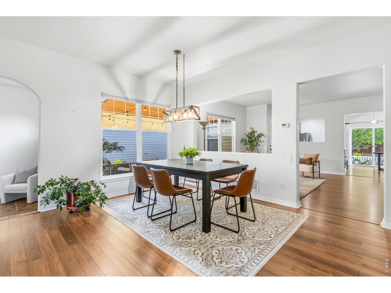 5239 Country Squire Way