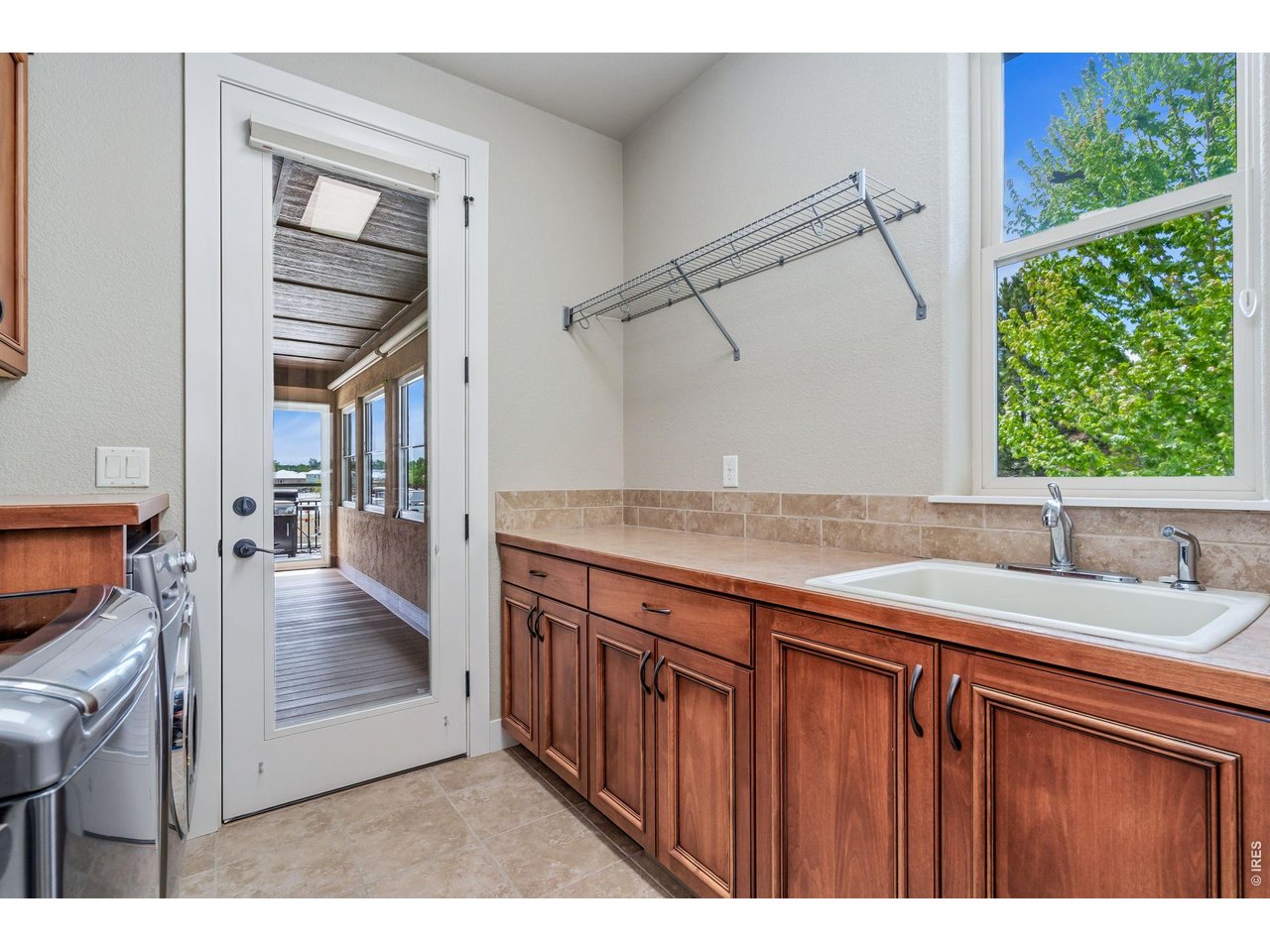 1109 Honholtz Dr