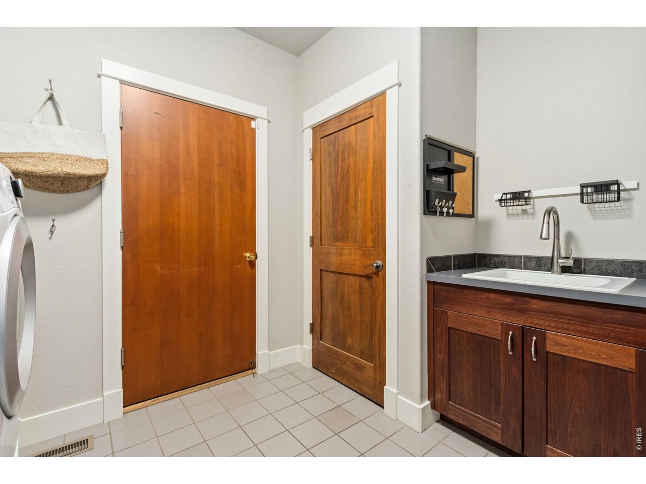 6626 Royal Country Down Dr