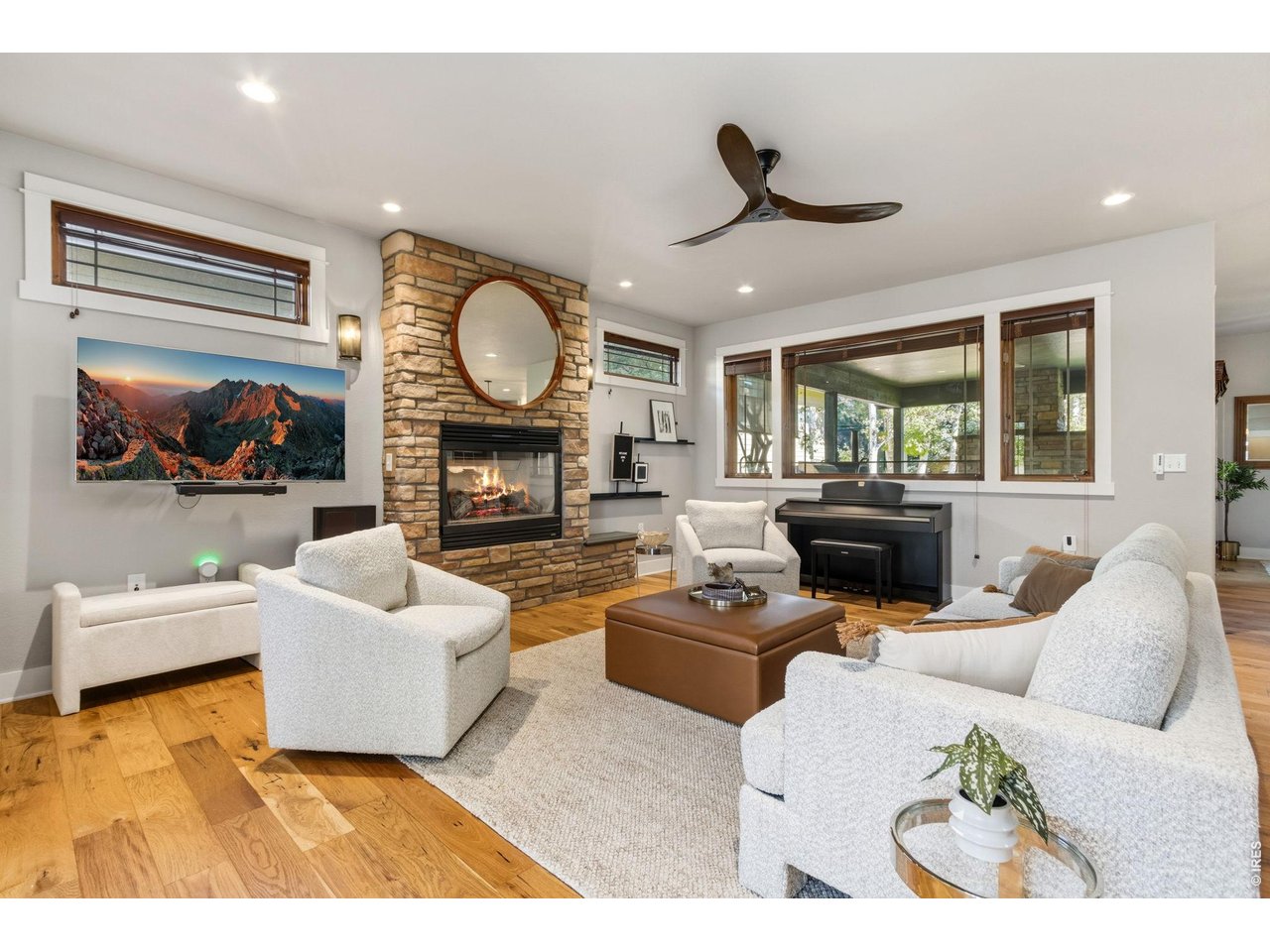 6626 Royal Country Down Dr