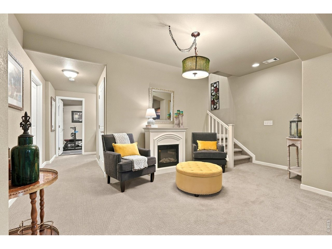 1413 Bluemoon Dr