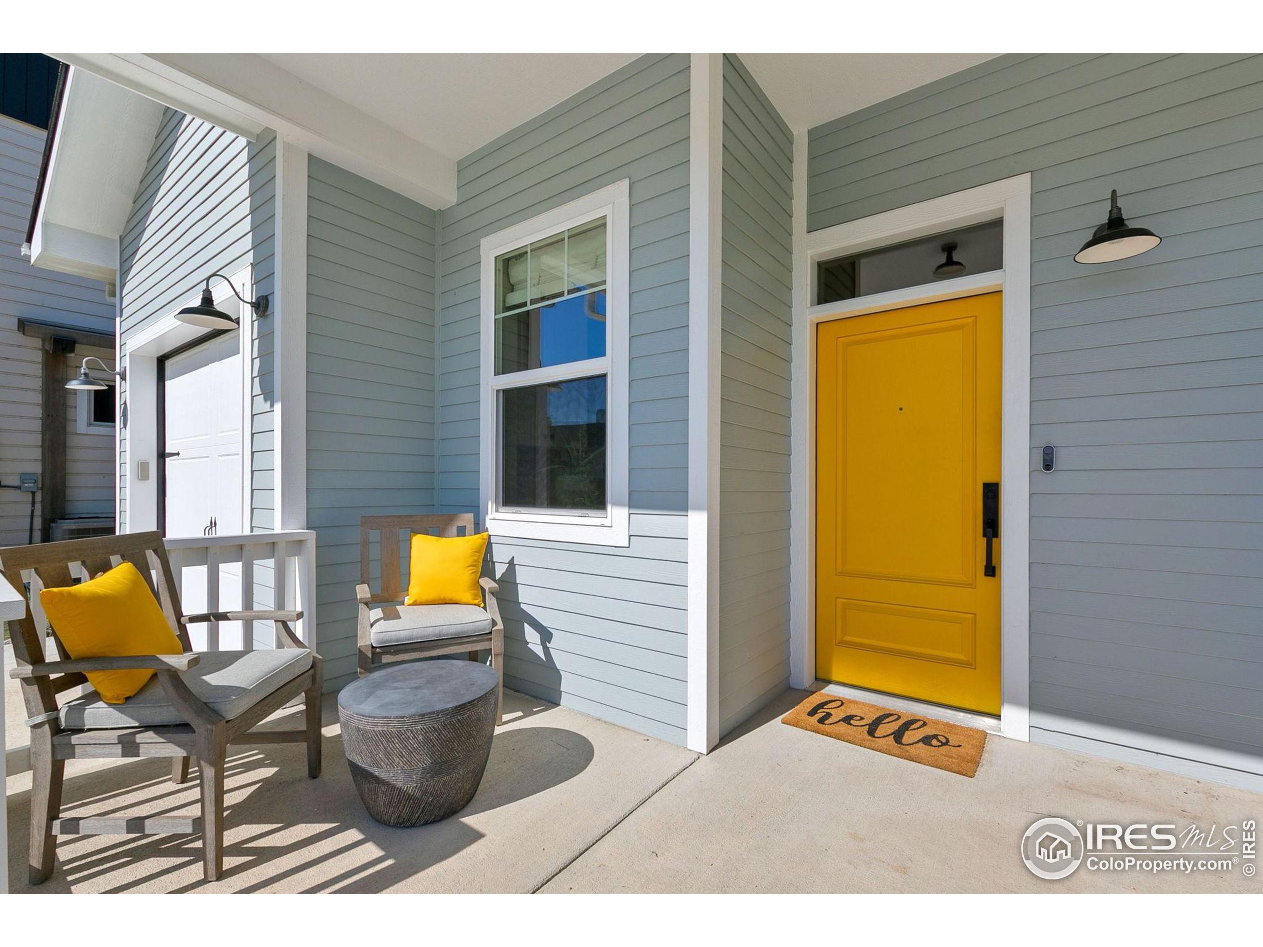 709 Harts Gardens Ln