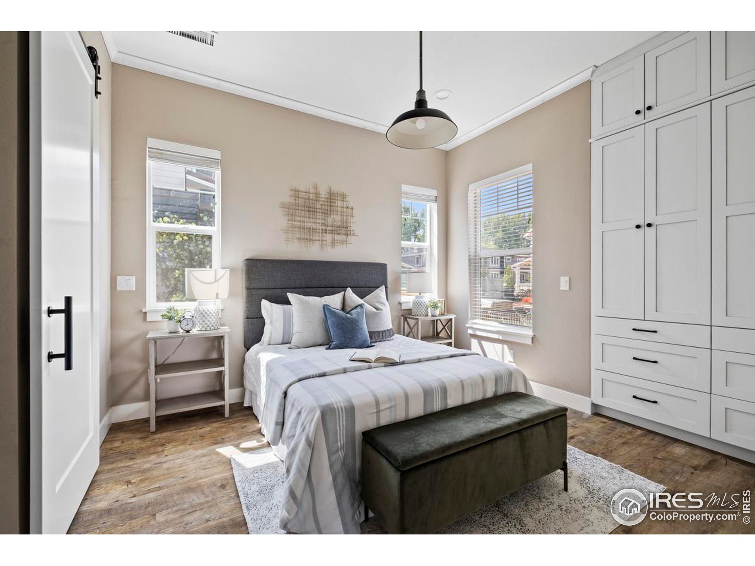 709 Harts Gardens Ln