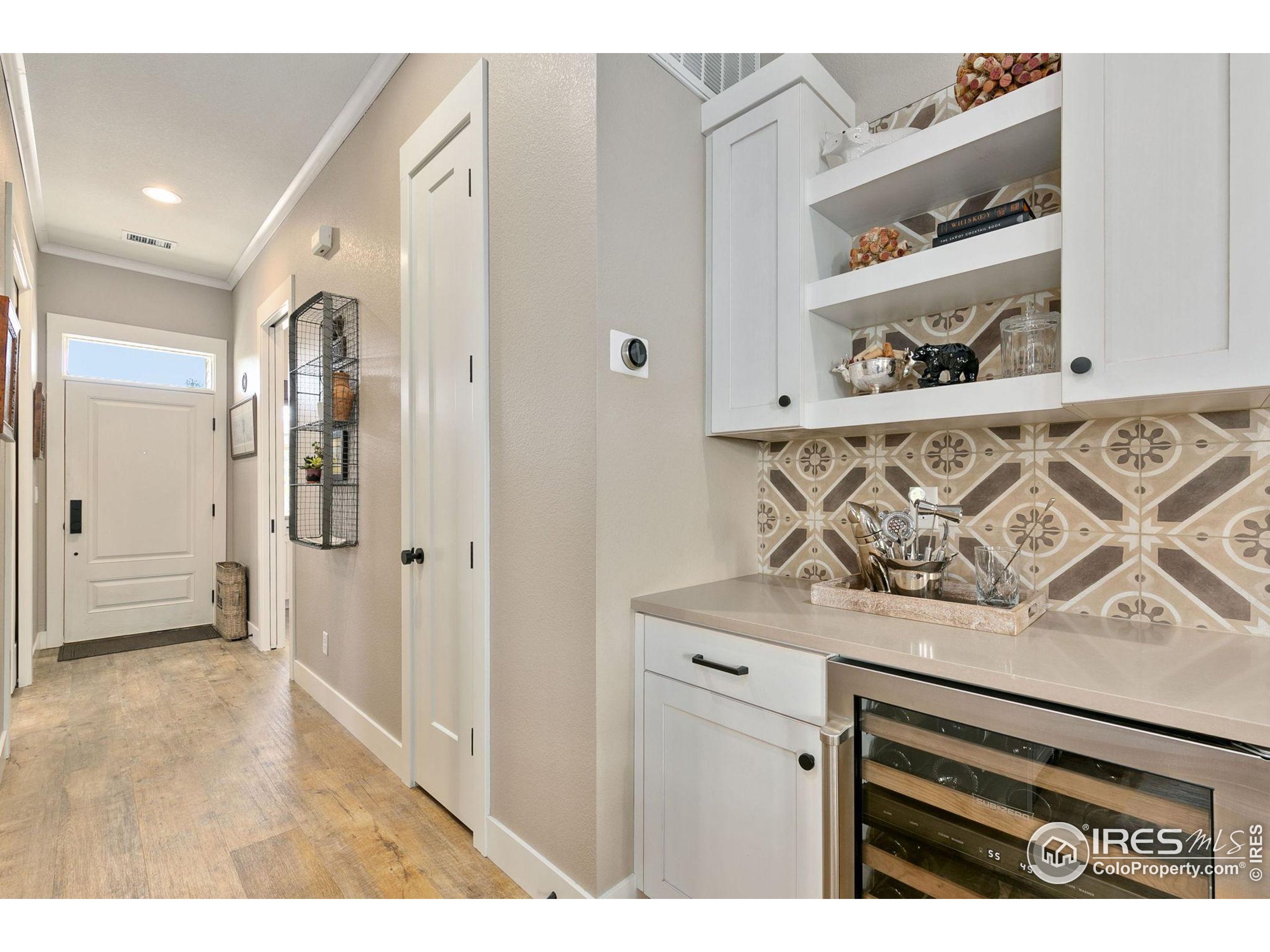 709 Harts Gardens Ln