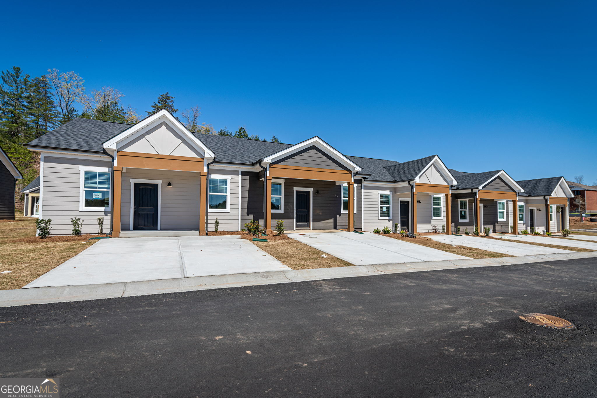 UNIT 33 Chapel Drive # 33