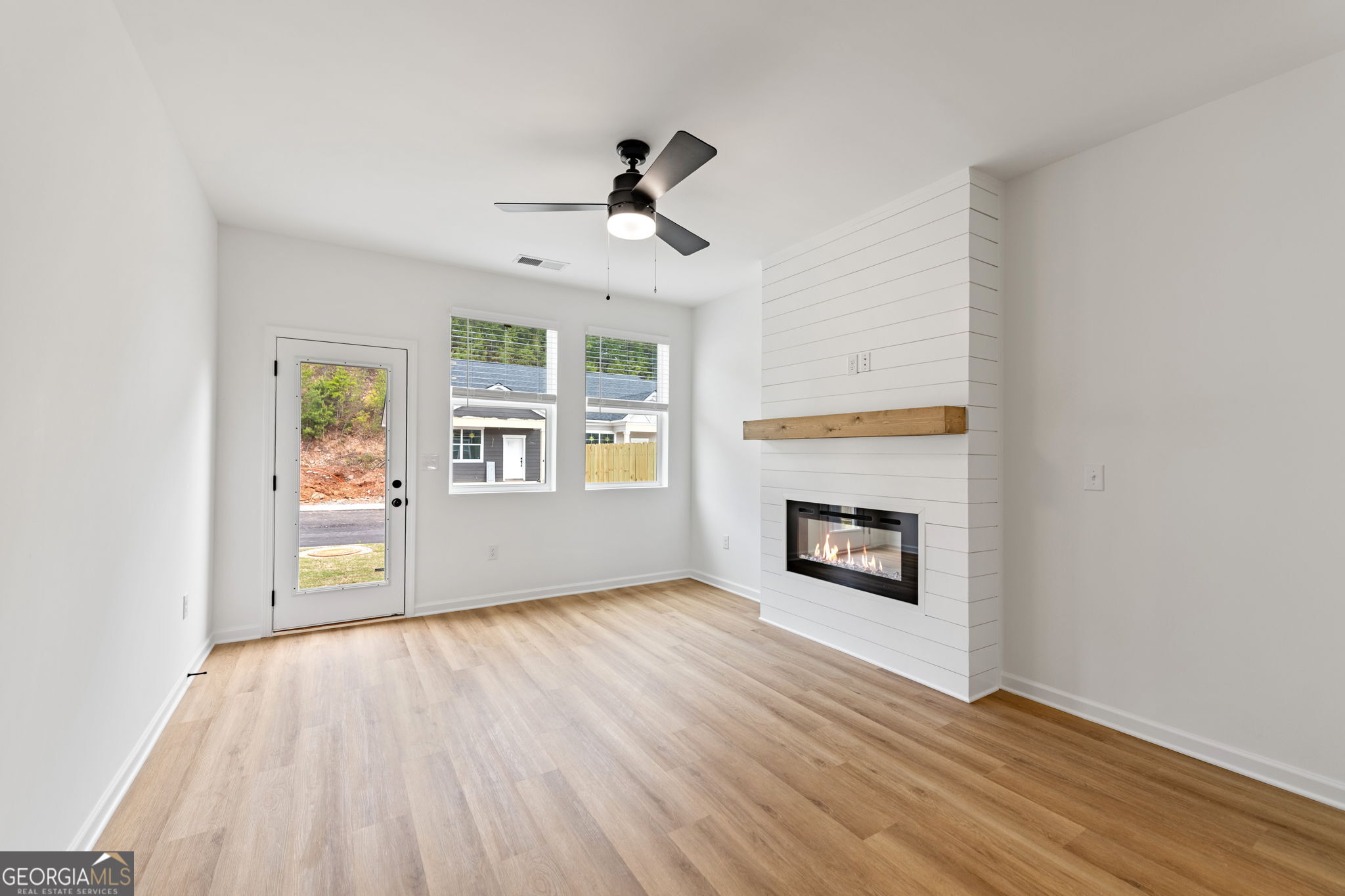 UNIT 33 Chapel Drive # 33