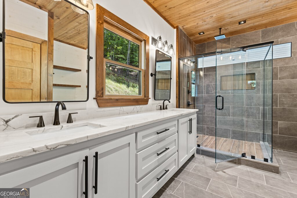 LOT 20 Blue Ridge Escape # 20