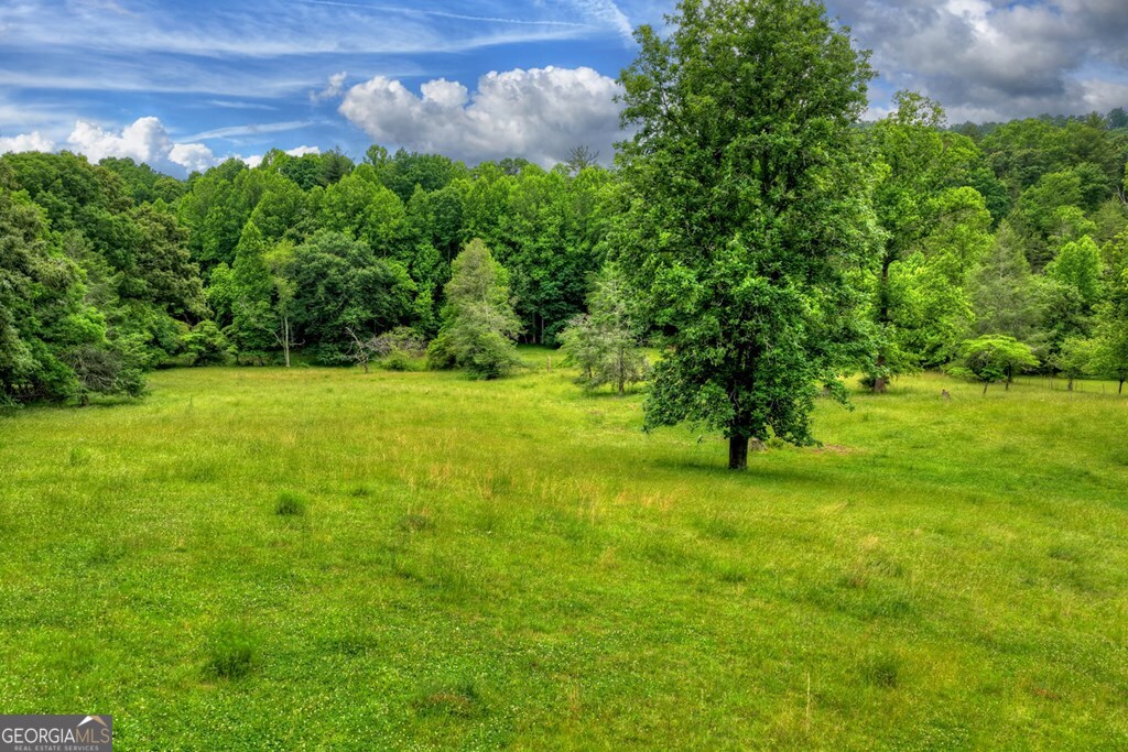 20.11 AC Mountain View Road