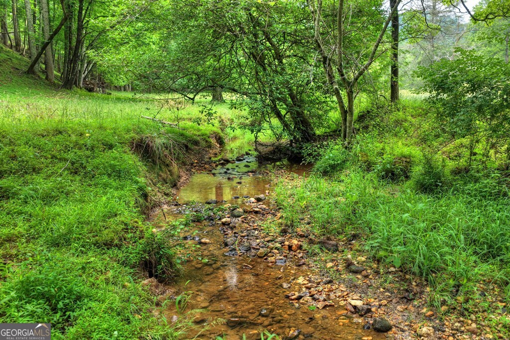 20.11 AC Mountain View Road