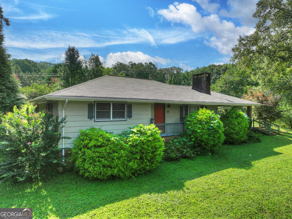 35 E Thomas Road