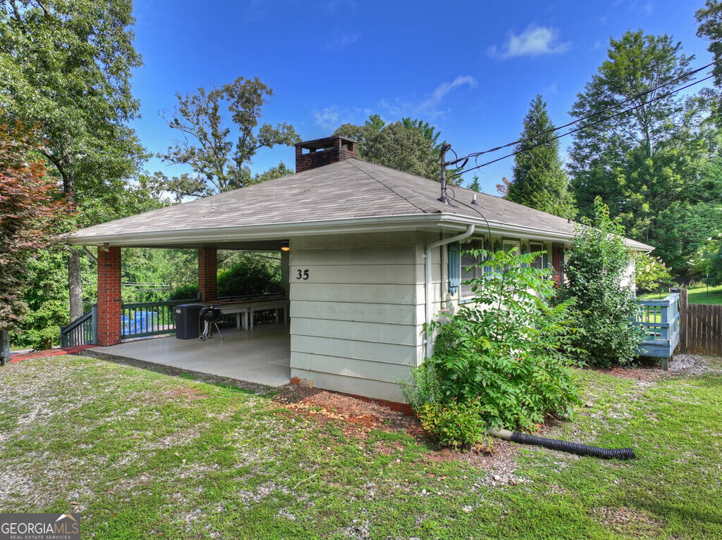 35 E Thomas Road