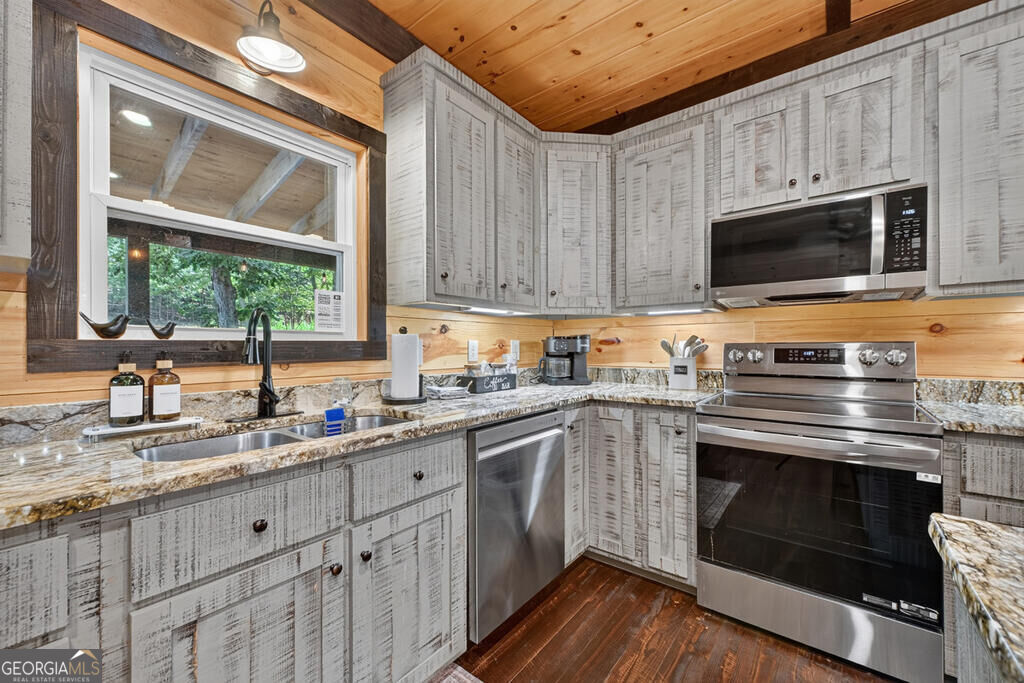 467 Logan Drive