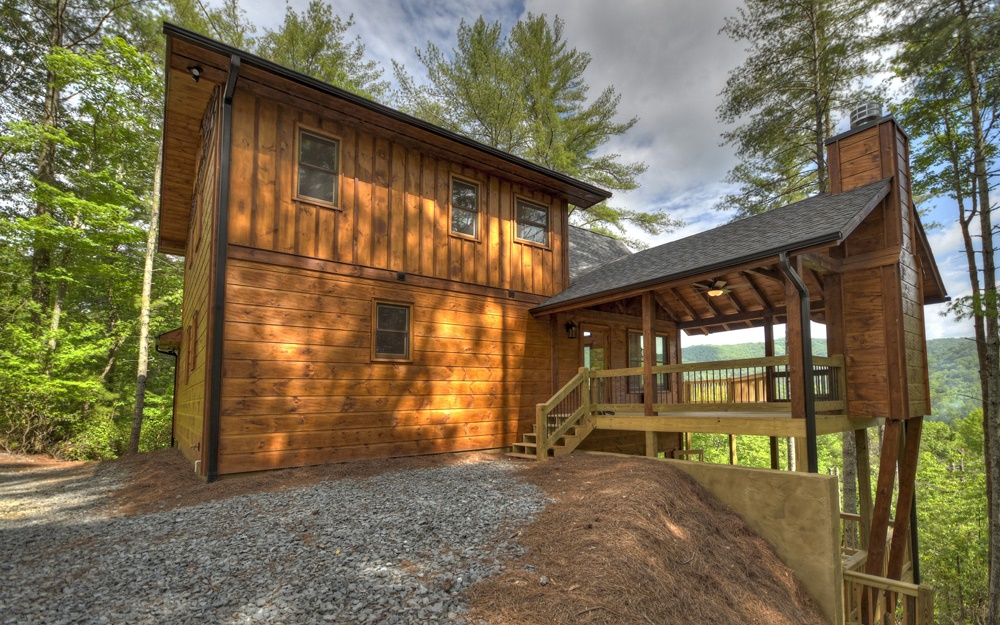 LOT 9 Blue Ridge Escape