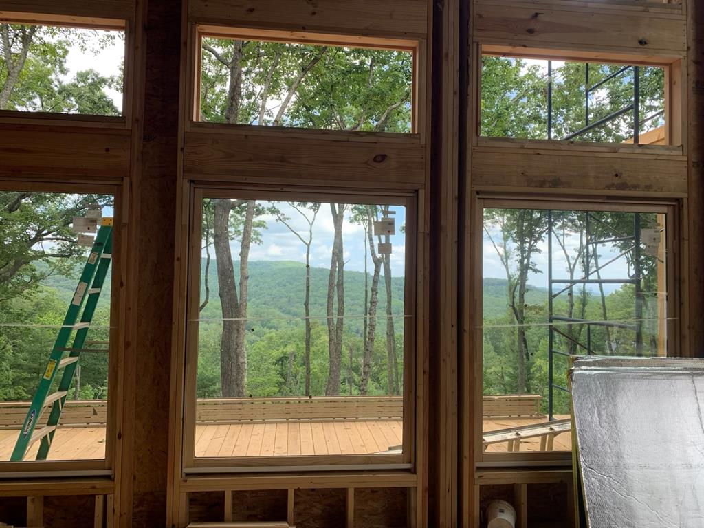 Lot 20 Blue Ridge Escape