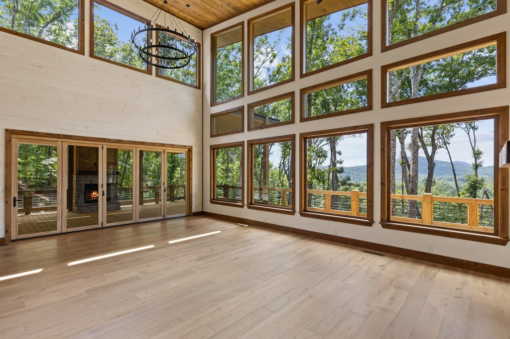 Lot 20 Blue Ridge Escape