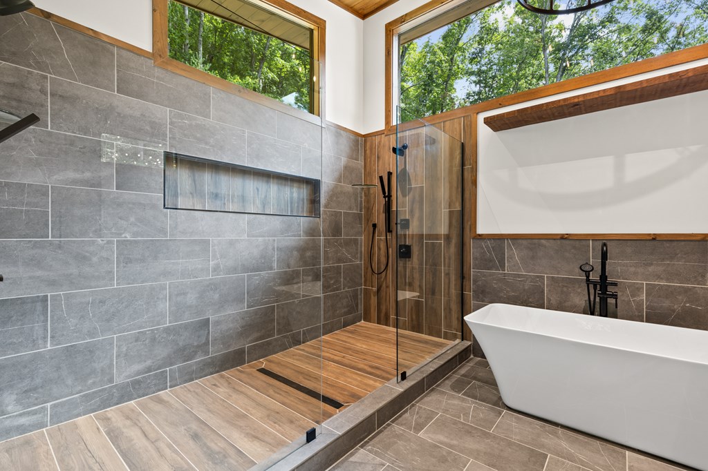 Lot 20 Blue Ridge Escape