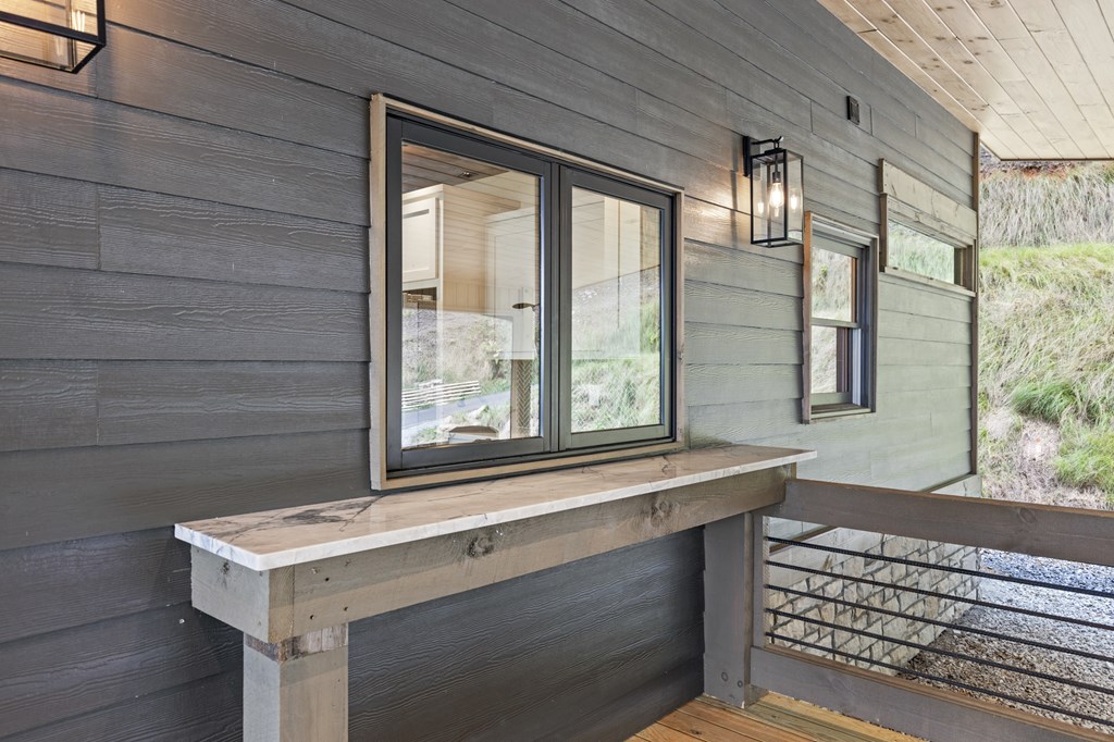 Lot 20 Blue Ridge Escape