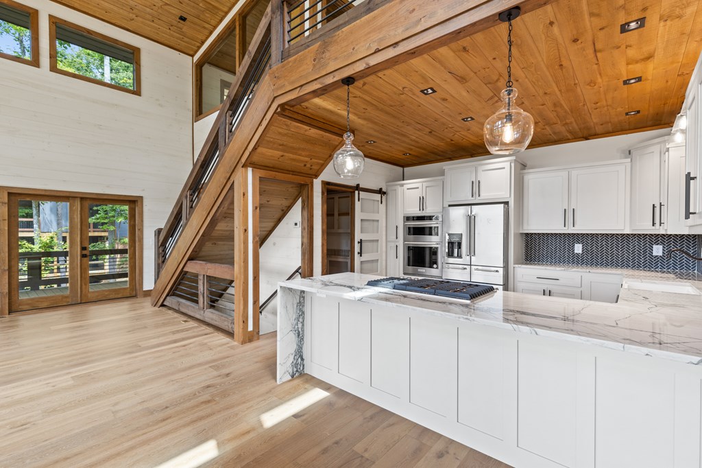 Lot 20 Blue Ridge Escape