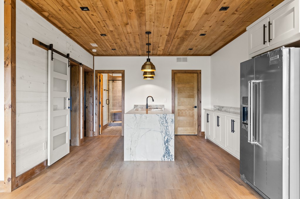 Lot 20 Blue Ridge Escape
