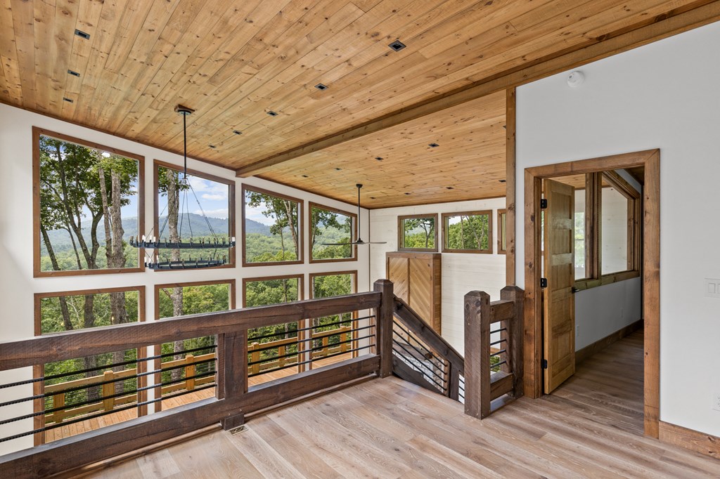Lot 20 Blue Ridge Escape