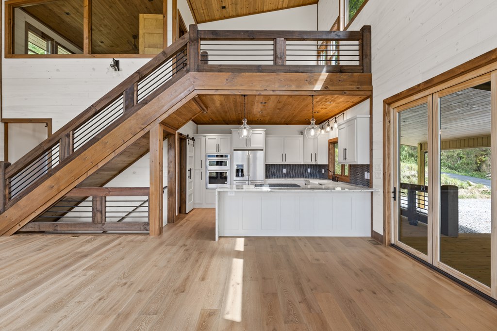 Lot 20 Blue Ridge Escape