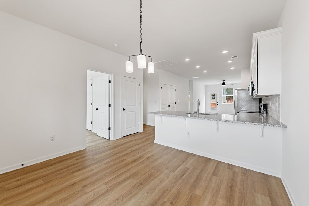 Unit 33 Grove Loop