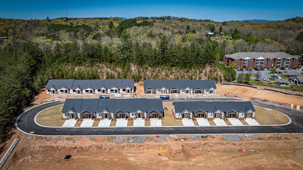 Unit 19 Grove Loop