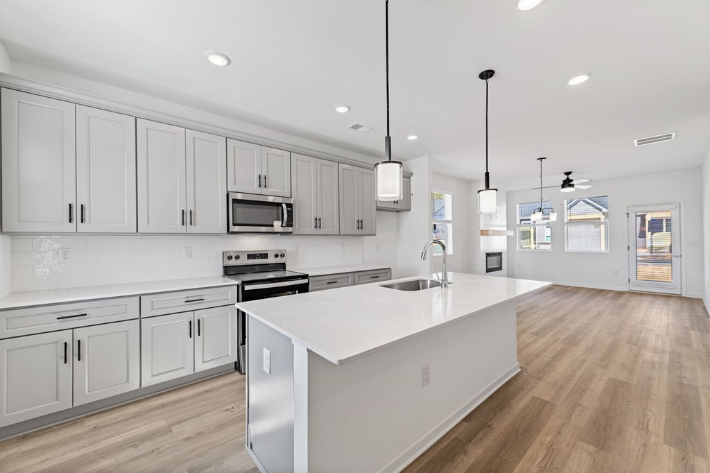 Unit 32 Grove Loop, Blue Ridge