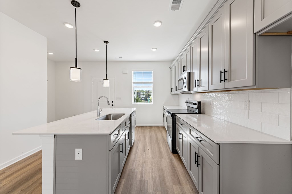 Unit 32 Grove Loop, Blue Ridge