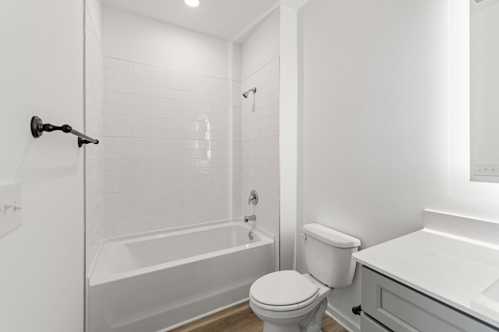 Unit 32 Grove Loop, Blue Ridge