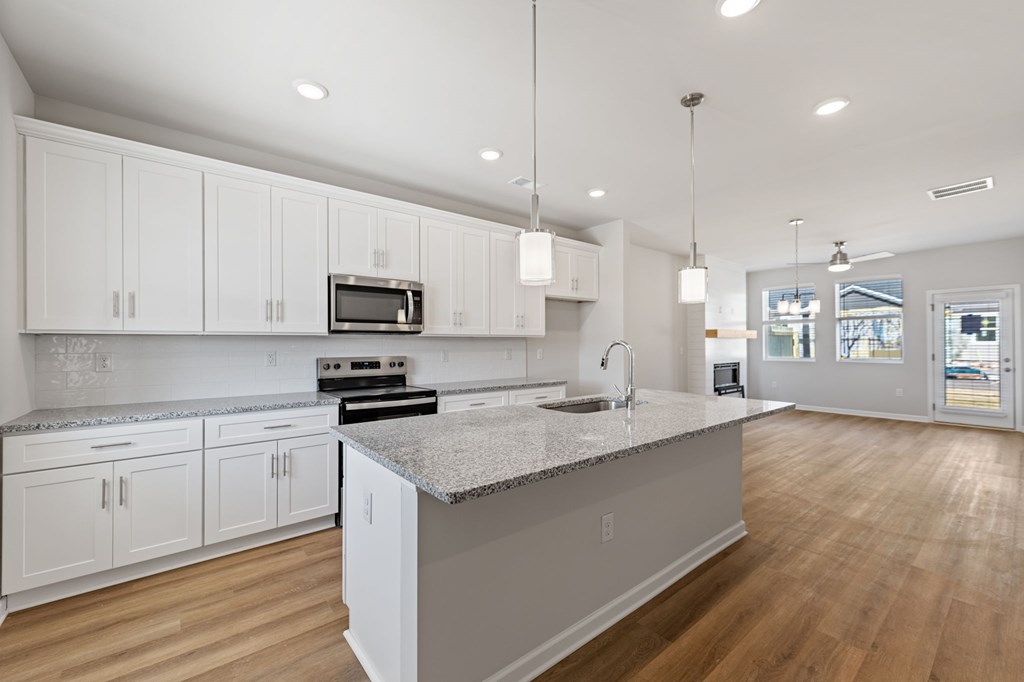Unit 32 Grove Loop, Blue Ridge