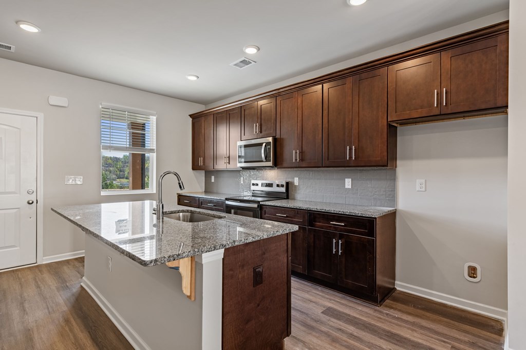 Unit 32 Grove Loop, Blue Ridge