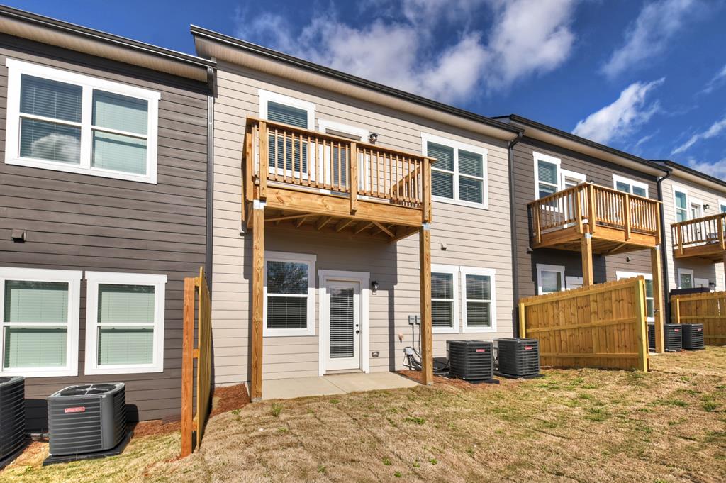 Unit 17 Grove Loop, Blue Ridge