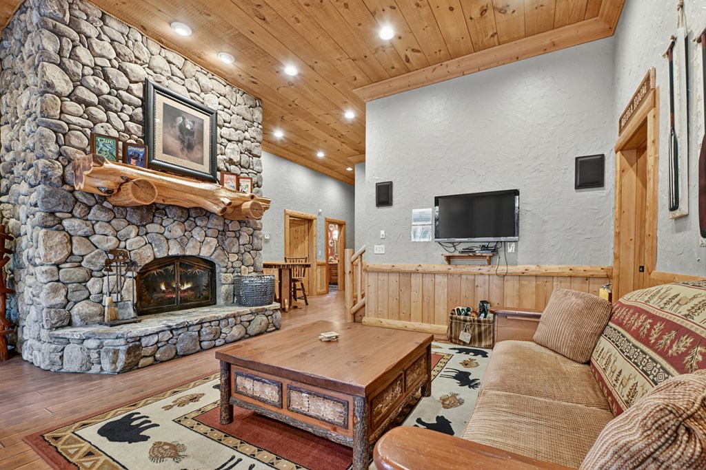 505 River Ridge Road